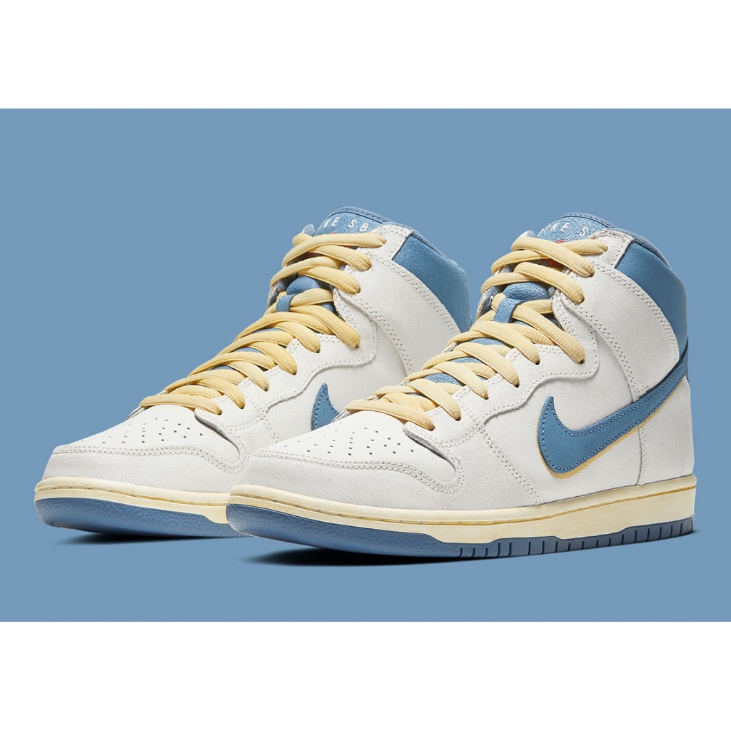 nike sb dunk atlas